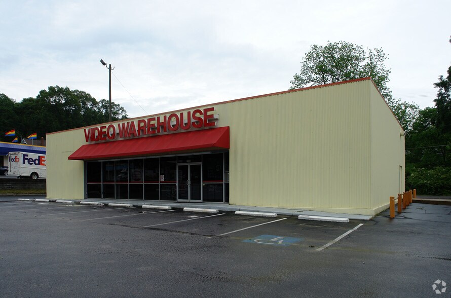 More Photos Of 2113 Quintard Ave, Anniston Freestanding For Sale