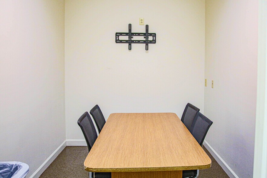 More Photos Of 1257 Sweeten Creek Rd, Asheville Office For Lease