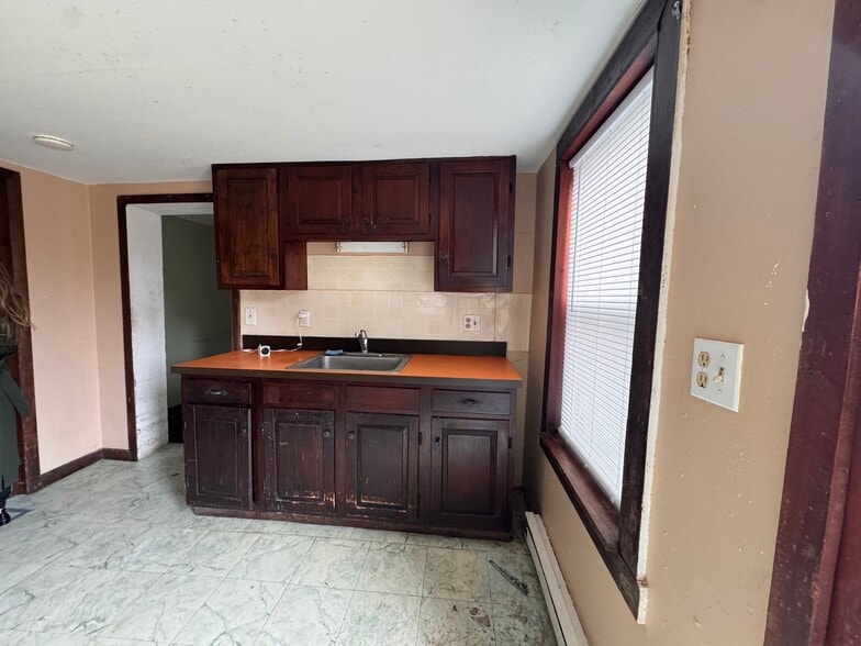 More Photos Of 64 Union St, Vernon Apartments For Sale