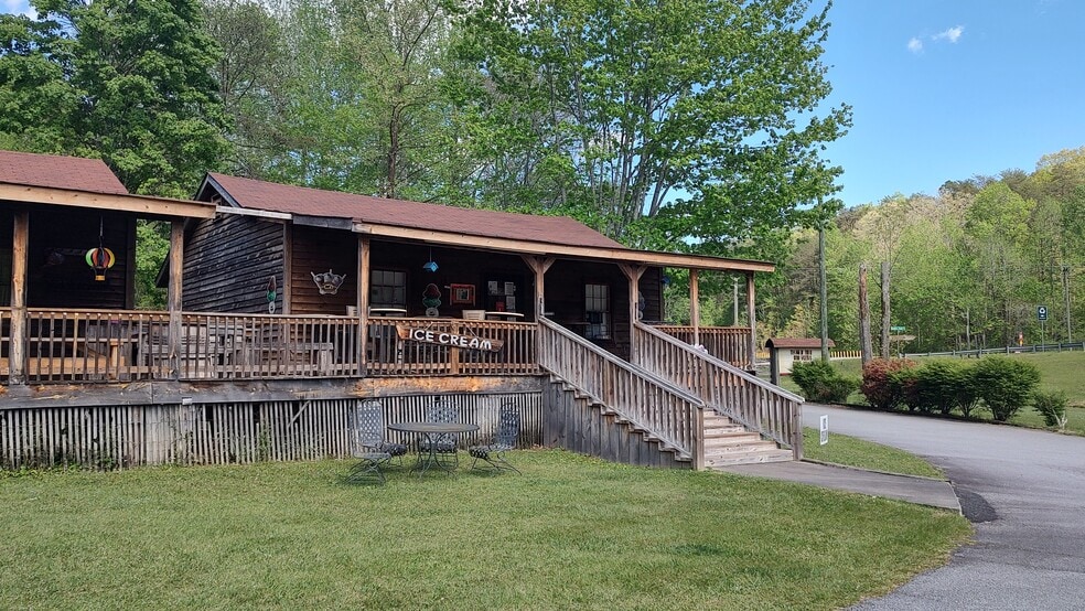 More Photos Of 107 Country Creek Dr, Pickens Storefront Retail Office For Sale