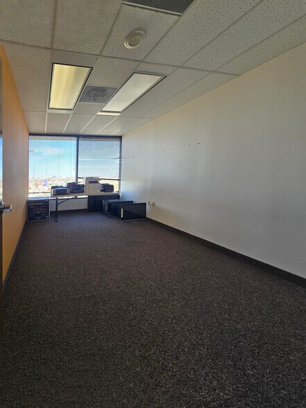 More Photos Of 100 N Central Expy, Richardson Office For Lease