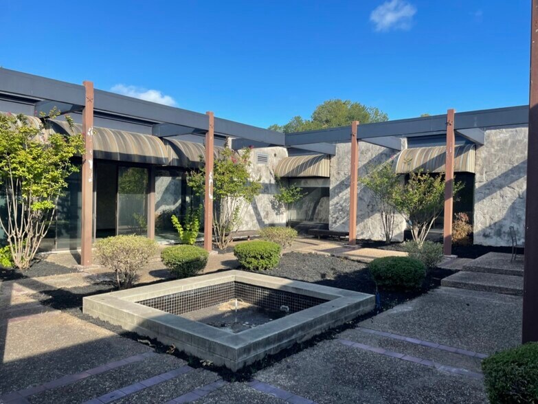 More Photos Of 509 Corral Ln, Austin Office For Lease