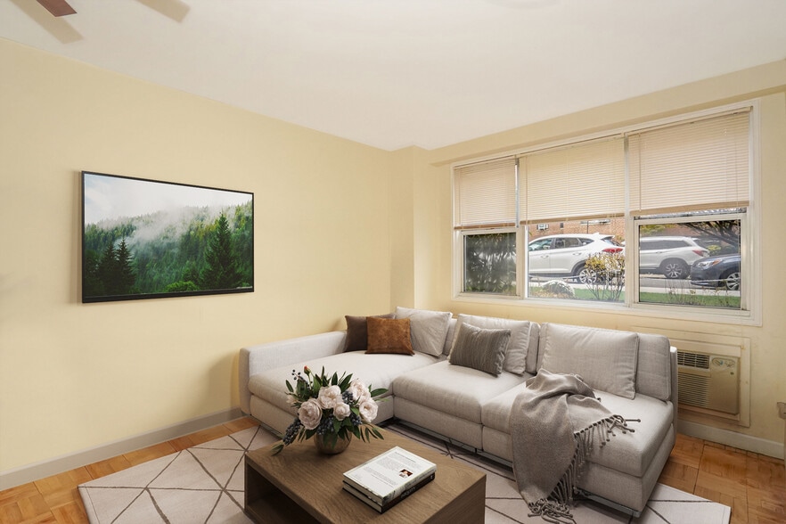 More Photos Of 11050 71st Rd, Forest Hills Apartments For Sale