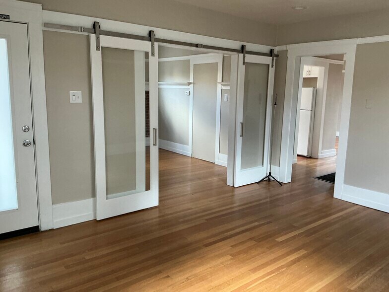 More Photos Of 22 W Taylor St, Reno Office For Sale