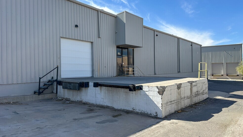 More Photos Of 1345 Geronimo Dr, El Paso Distribution For Sale