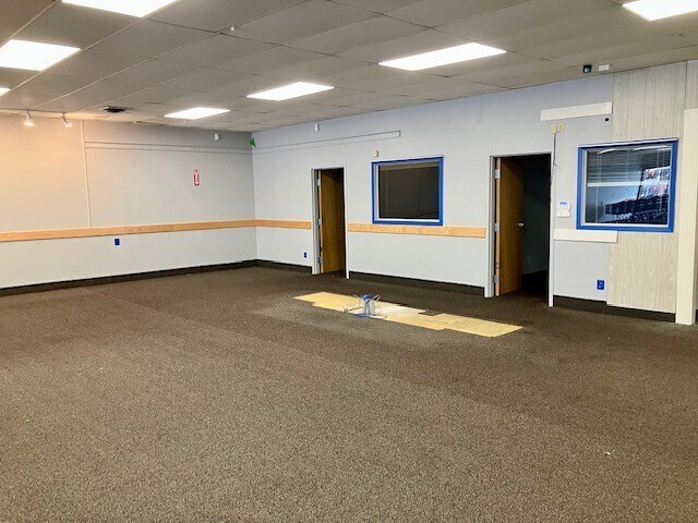 More Photos Of 569-577 Mill St, New Bedford Storefront For Lease