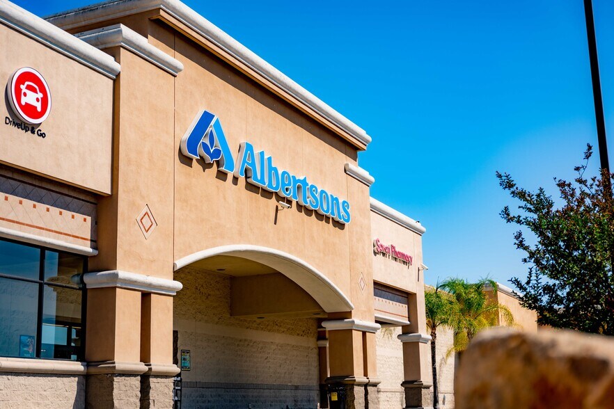 More Photos Of 40930-41090 California Oaks Rd, Murrieta Unknown For Lease