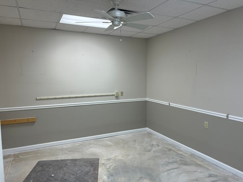 More Photos Of 6120 Airways Blvd, Chattanooga Warehouse For Sale