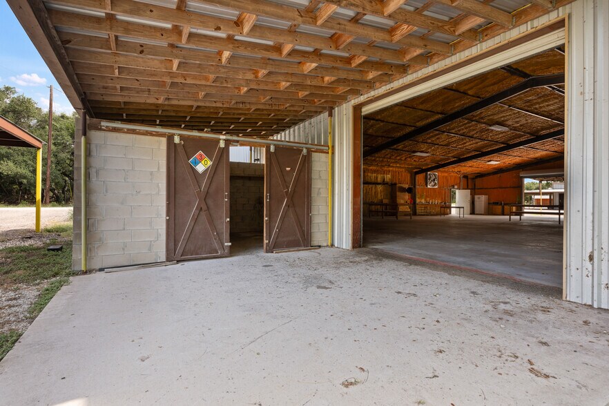 More Photos Of 301 Dews Rd, Leander Industrial For Sale