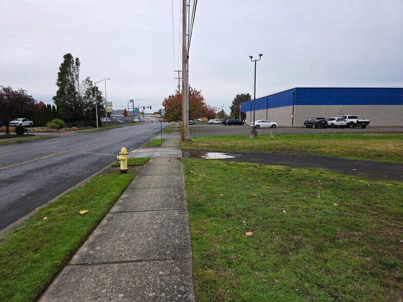 More Photos Of 624 9th Ave, Longview Land For Sale