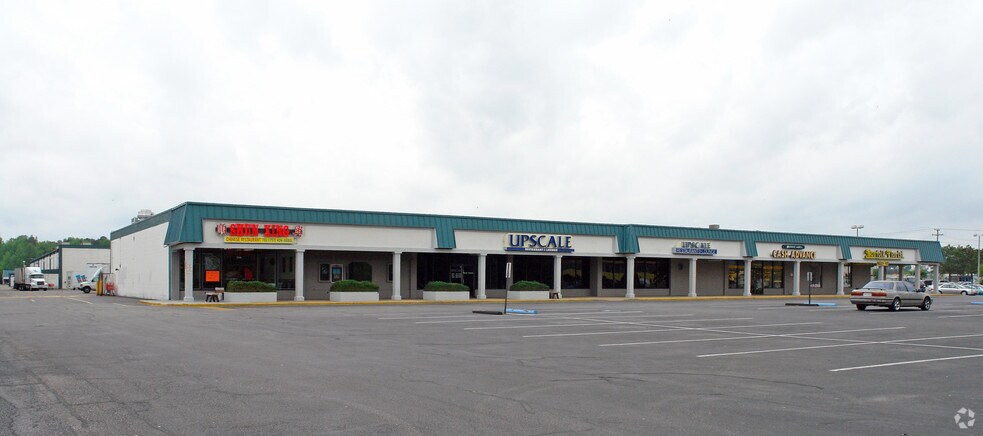 More Photos Of 6501-6571 College Park Sq, Virginia Beach Unknown For Lease