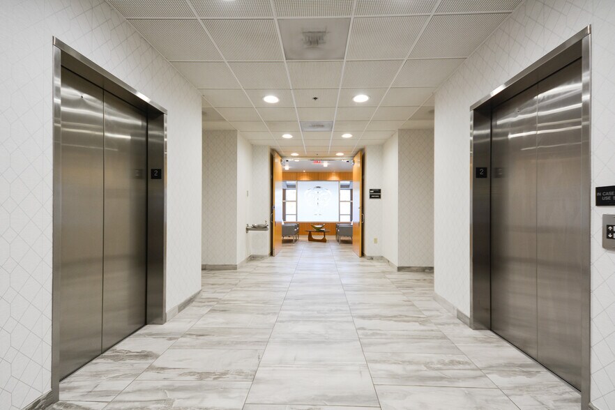 More Photos Of 8315 Cantrell Rd, Little Rock Medical For Lease