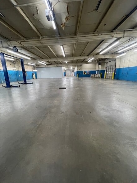 More Photos Of 630 Hampshire Dr, Gaffney Auto Dealership For Sale