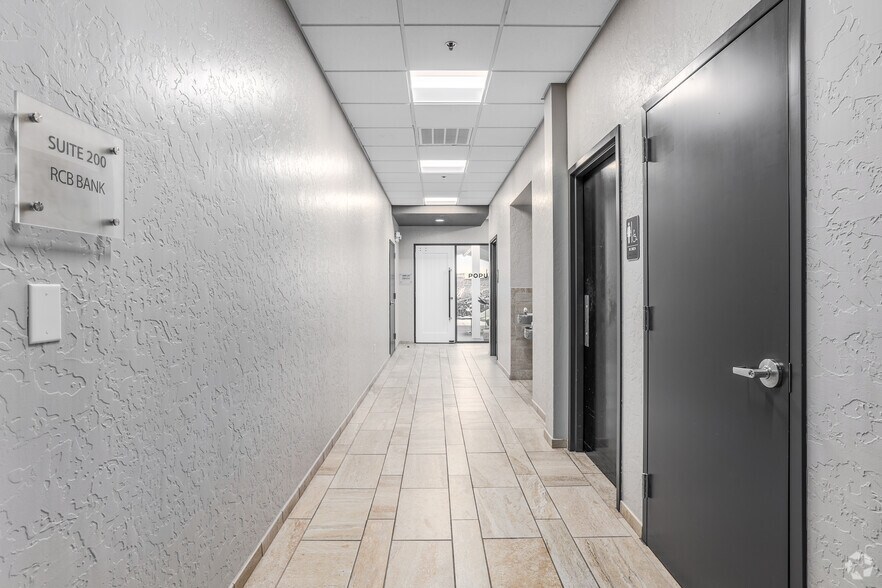 More Photos Of 3151 W Tecumseh Rd, Norman Medical For Lease