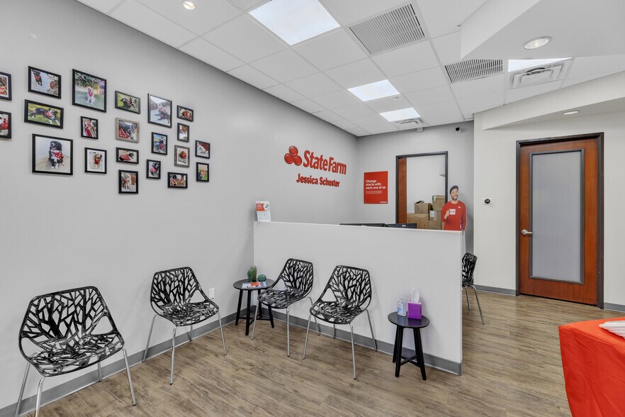 More Photos Of 8155 E Indian Bend Rd, Scottsdale Office For Sale