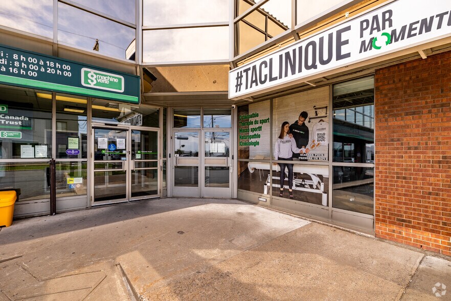 More Photos Of 2220 Boul Lapinière, Brossard Storefront Retail Office For Lease