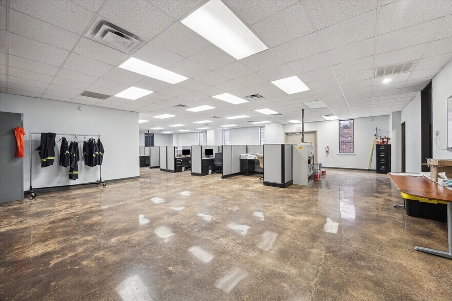 More Photos Of 718 FM 1959 Rd, Houston Medical For Sale