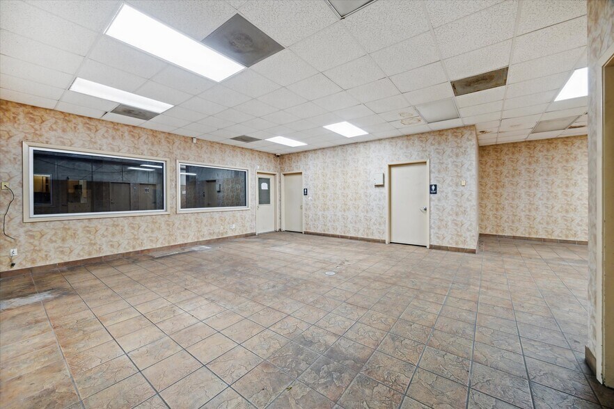 More Photos Of 14110 Stuebner Airline Rd, Houston Convenience Store For Sale