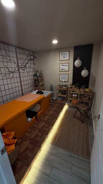 More Photos Of 2600-2614 SW 8th St, Miami Apartments For Lease