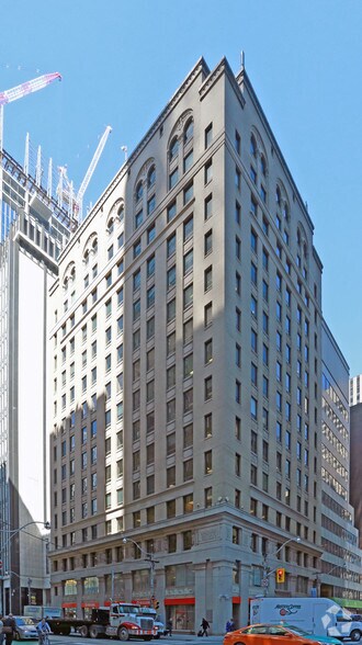 More Photos Of 330 Bay St, Toronto Office For Lease