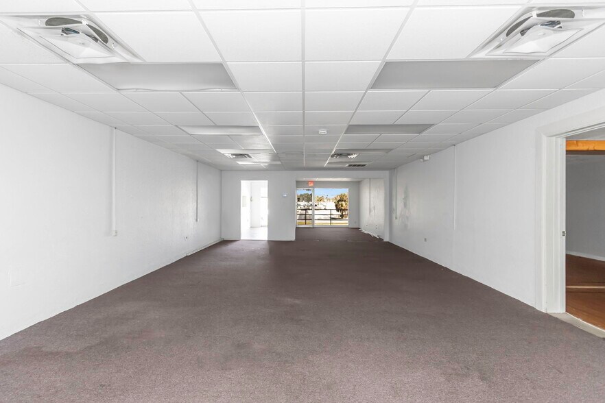 More Photos Of 1915 E Bay Dr, Largo General Retail For Sale