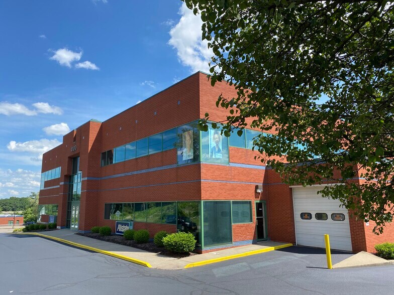 More Photos Of 4100 Vestal Parkway East, Vestal Township Office For Lease