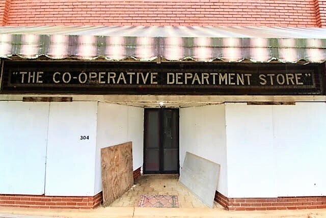 Primary Photo Of 304 S Cherokee Rd, Social Circle Flex For Sale