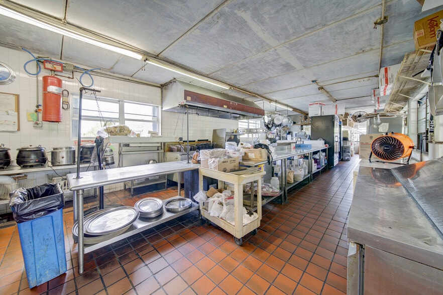 More Photos Of 58000 Card Sound Rd, Key Largo Restaurant For Sale