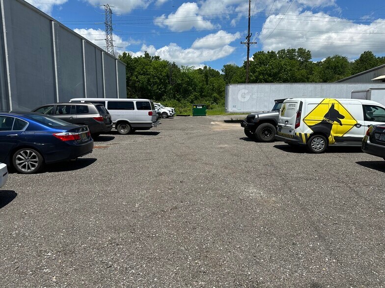 More Photos Of 3215 Ambrose Ave, Nashville Warehouse For Lease