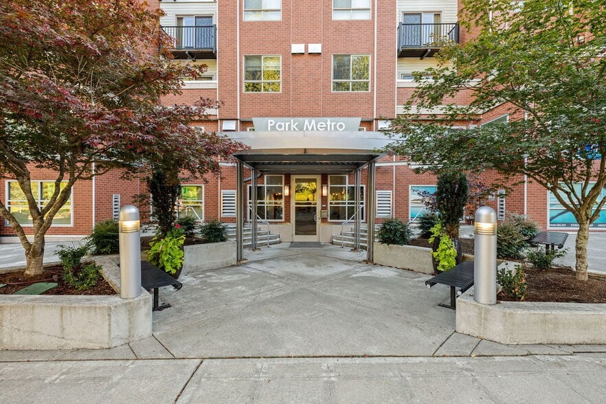 More Photos Of 11101 NE 12th St, Bellevue Apartments For Lease