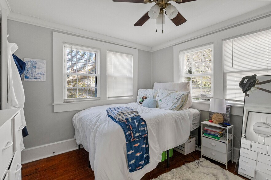 More Photos Of 94 Morris St, Charleston Apartments For Sale