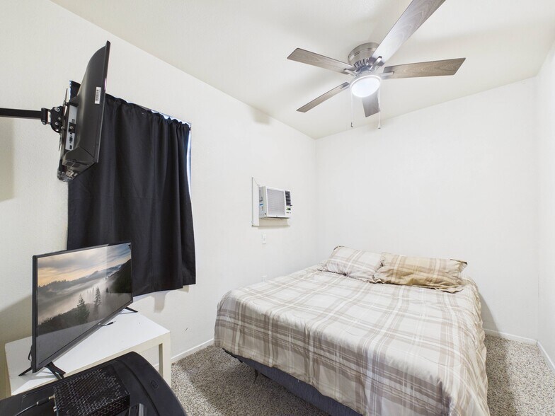 More Photos Of 1349 Jefferson Dr, Port Arthur Apartments For Sale