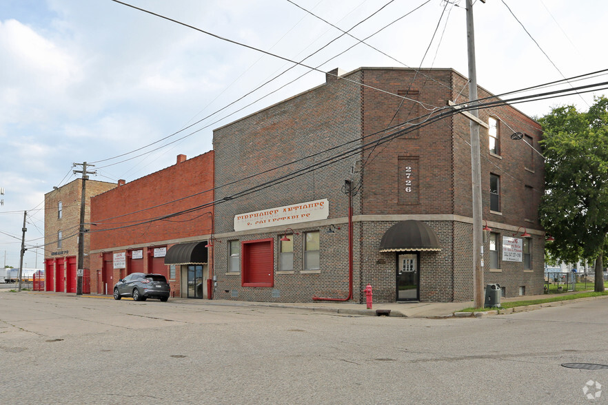 Primary Photo Of 2726 63rd St, Kenosha Office Residential For Sale