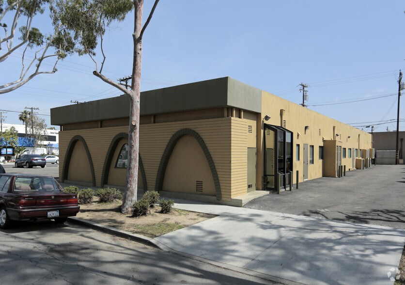 More Photos Of 550-558 E Wardlow Rd, Long Beach Medical For Sale
