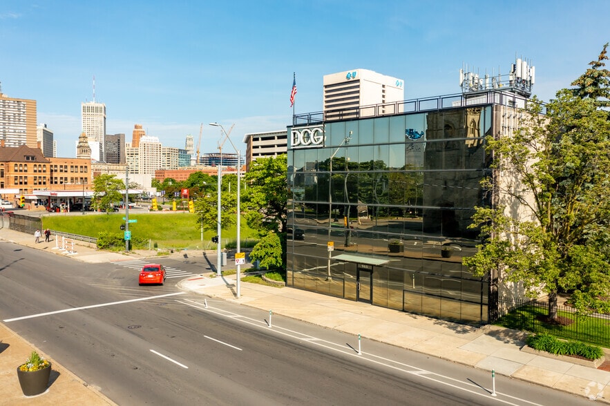 More Photos Of 965 E Jefferson Ave, Detroit Office For Sale