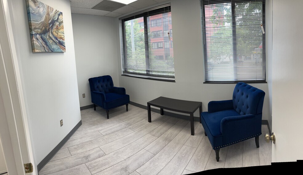More Photos Of 7960-7990 Old Georgetown Rd, Bethesda Medical For Sale
