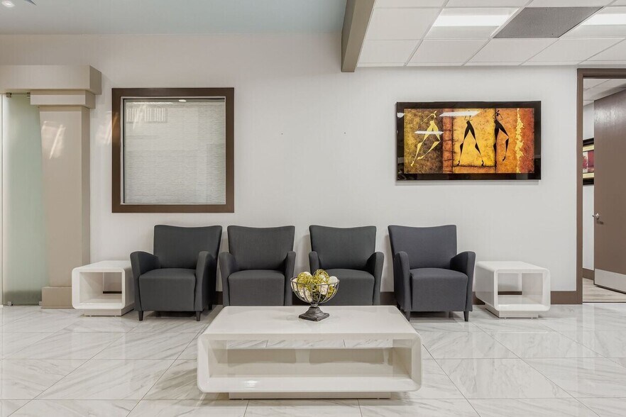 More Photos Of 5420 S Quebec St, Englewood Medical For Lease