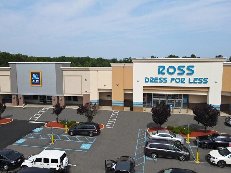 More Photos Of 440 US Highway 130, East Windsor Unknown For Lease