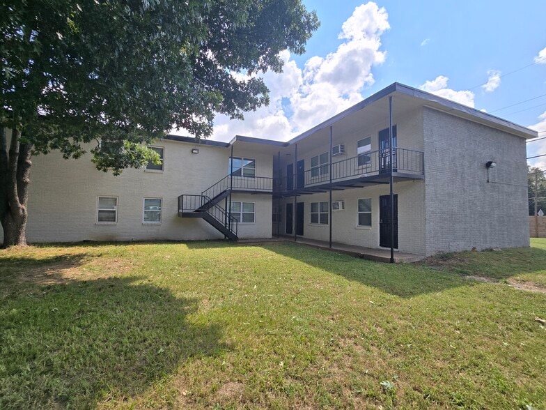 More Photos Of 1744 N Graham Rd, Memphis Apartments For Sale