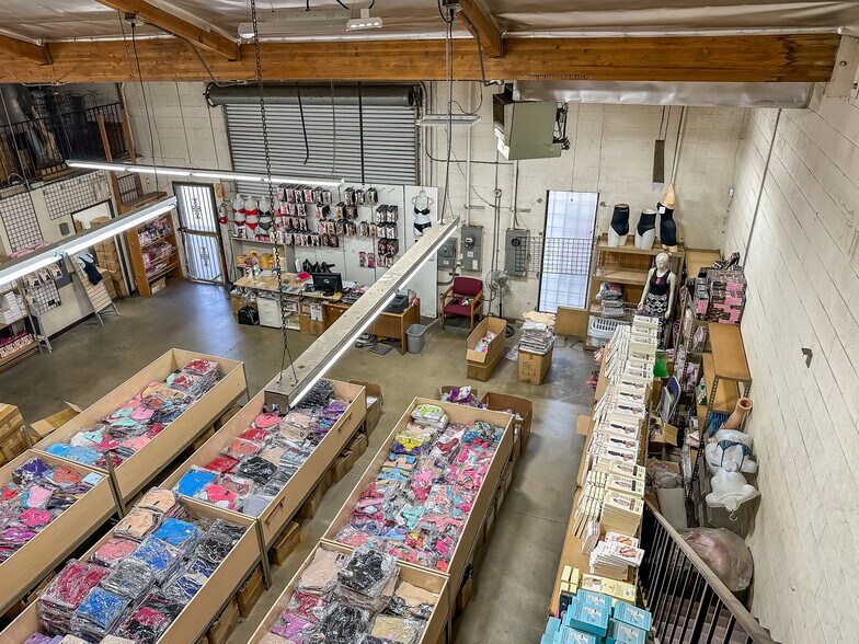 More Photos Of 760 E 14th Pl, Los Angeles Warehouse For Lease