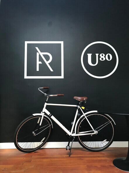 More Photos Of 80 Windward Ave, Venice Storefront Retail Office For Lease