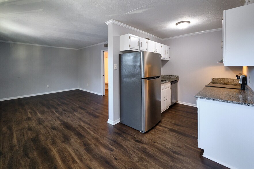 More Photos Of 609 E Inskip Dr, Knoxville Apartments For Sale