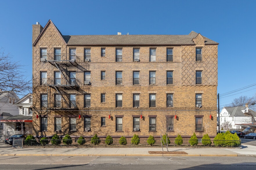 More Photos Of 118-16 91st Ave, Richmond Hill Apartments For Sale