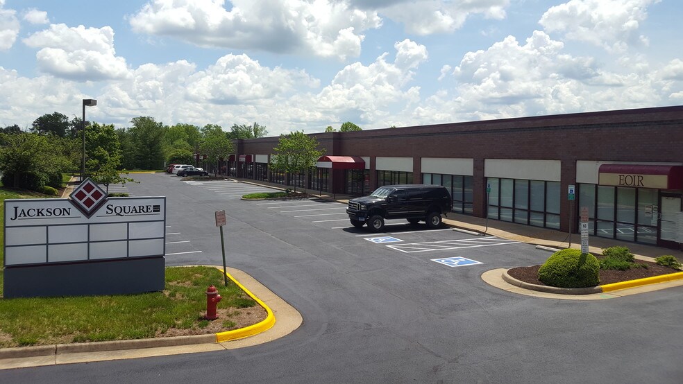 More Photos Of 4601-4821 Carr Dr, Fredericksburg Office For Sale