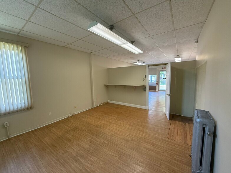 More Photos Of 28 Main St, Netcong General Retail For Lease