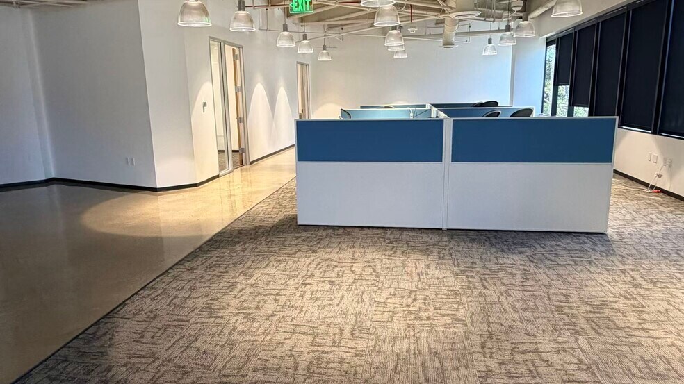 More Photos Of 4590 MacArthur Blvd, Newport Beach Office For Lease