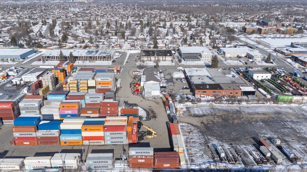 More Photos Of 124 Av Labrosse, Pointe-claire Land For Lease