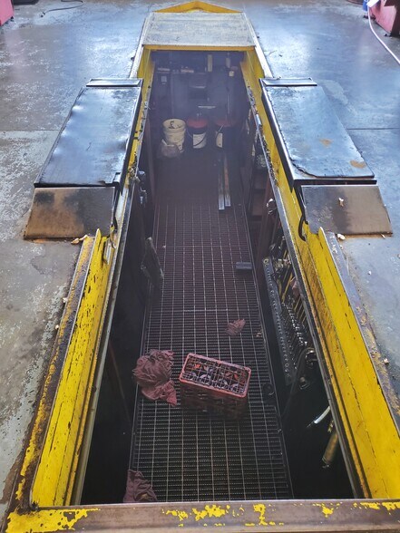 More Photos Of 24173 US Highway 80 E, Statesboro Auto Repair For Sale