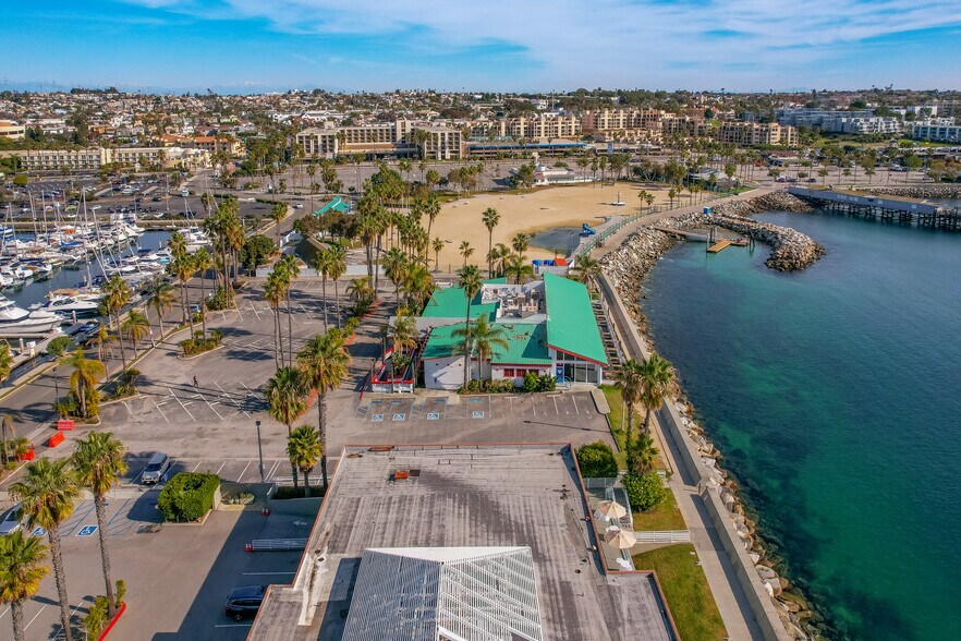 More Photos Of 230 Portofino Way, Redondo Beach Restaurant For Lease