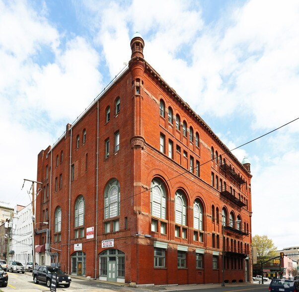 More Photos Of 101-109 W Broad St, Richmond Office For Lease